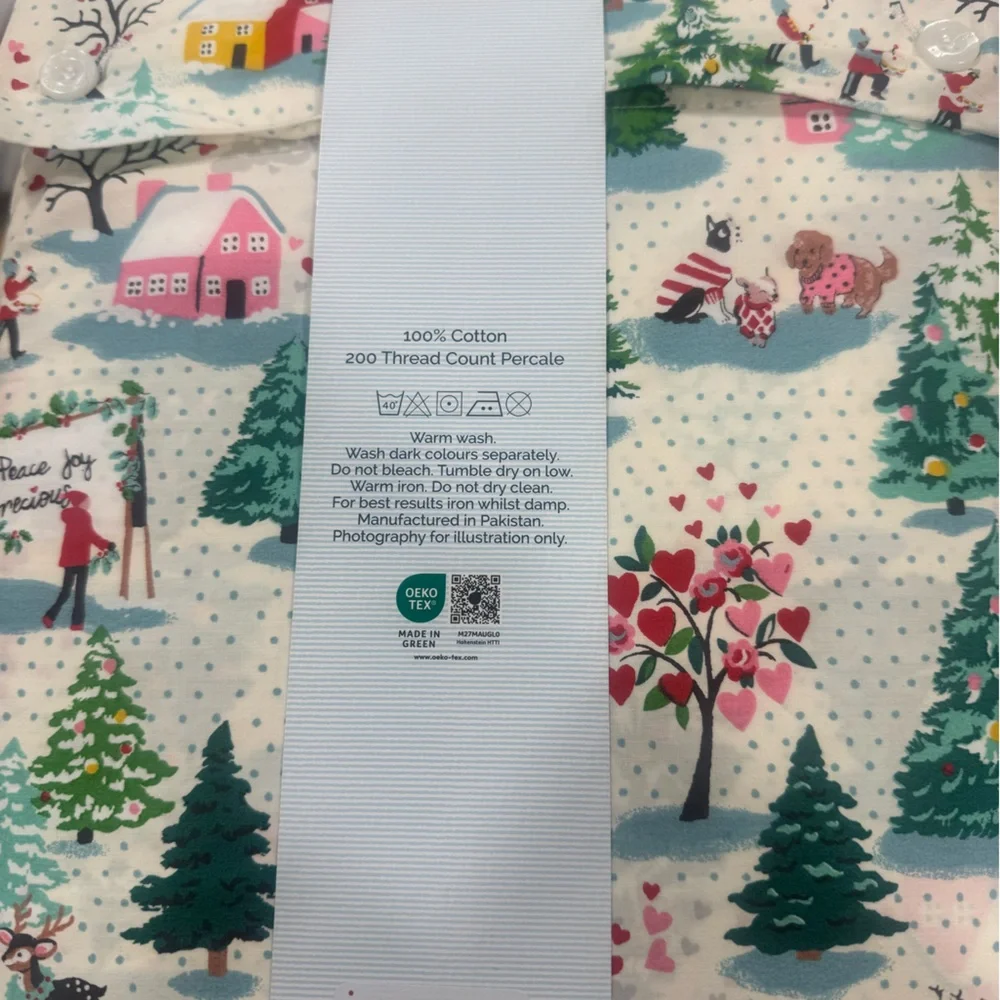 CATH KIDSTON fun sheets. Queen size set,but I have other sizes and patterns too.